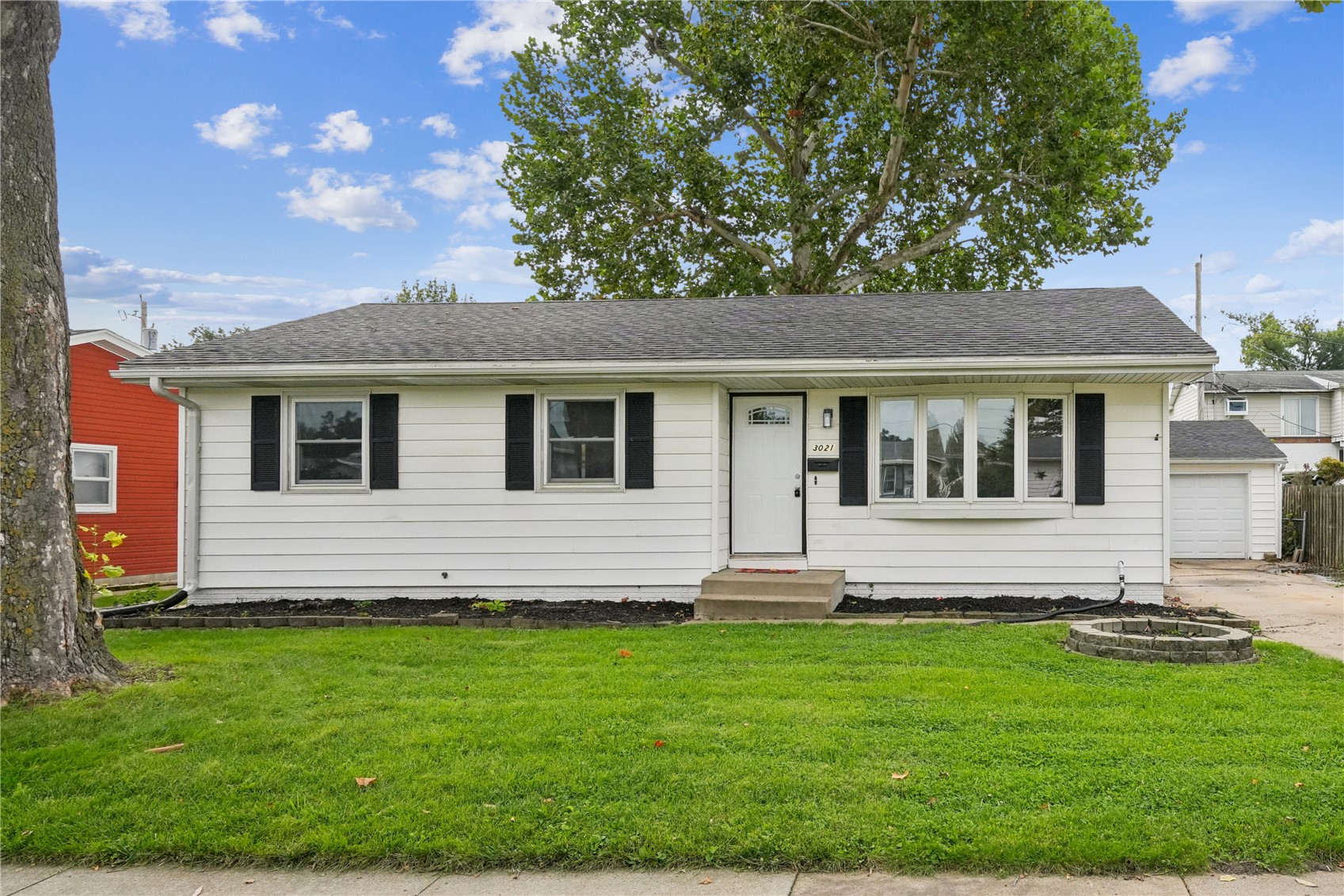 3021 Ravenwood Terrace NW Cedar Rapids IA 52405