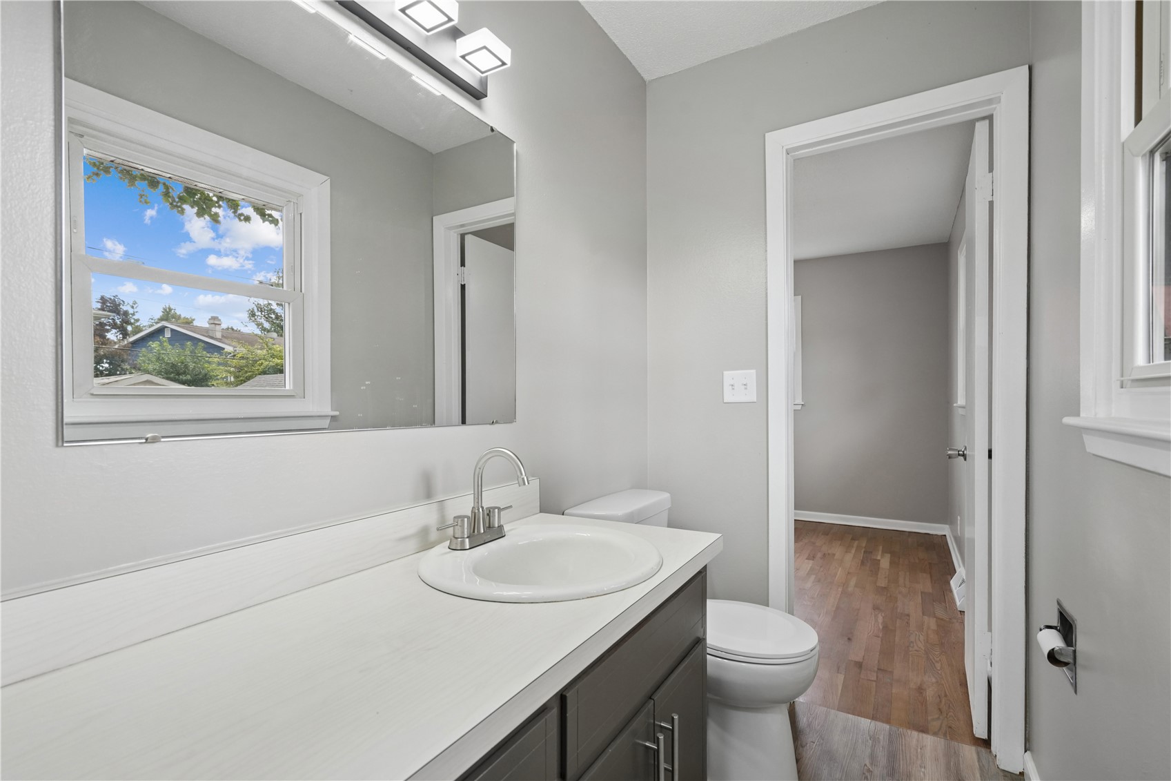 3021 Ravenwood Terrace NW Cedar Rapids IA 52405