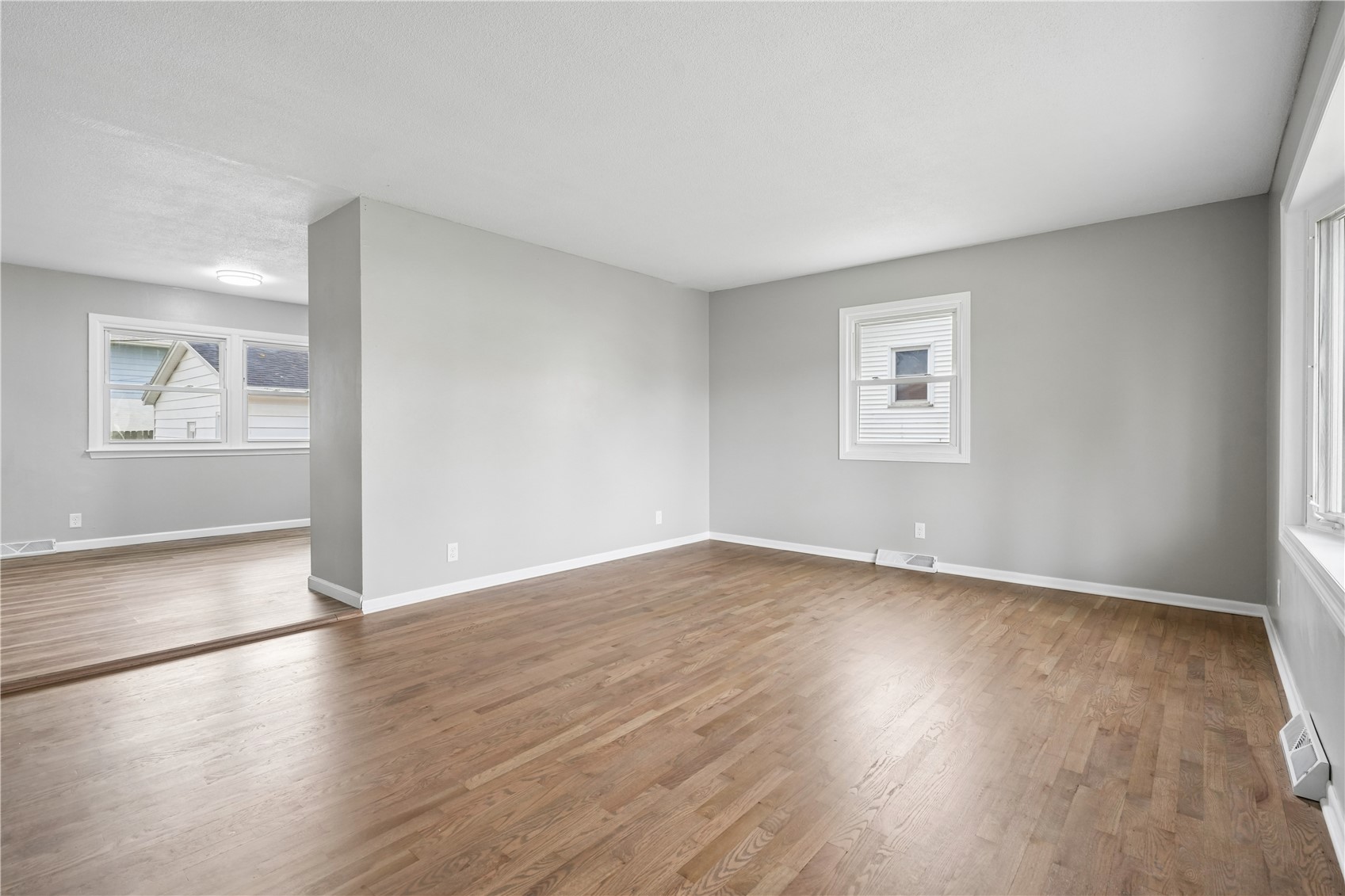 3021 Ravenwood Terrace NW Cedar Rapids IA 52405
