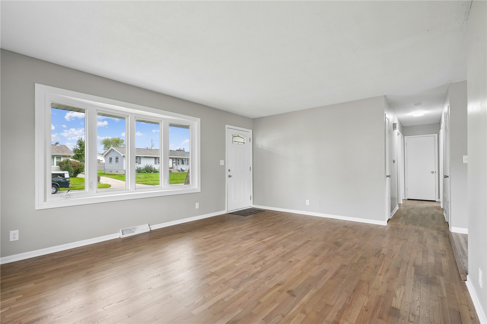 3021 Ravenwood Terrace NW Cedar Rapids IA 52405