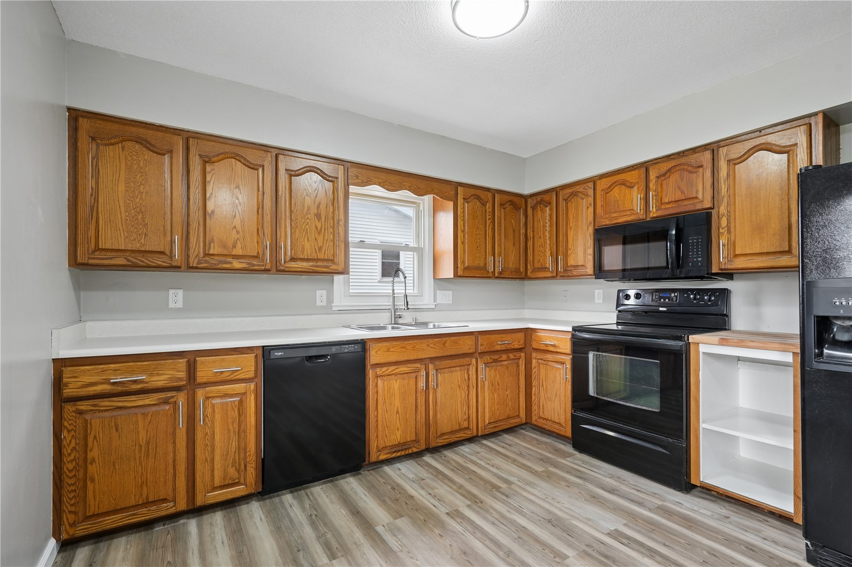 3021 Ravenwood Terrace NW Cedar Rapids IA 52405