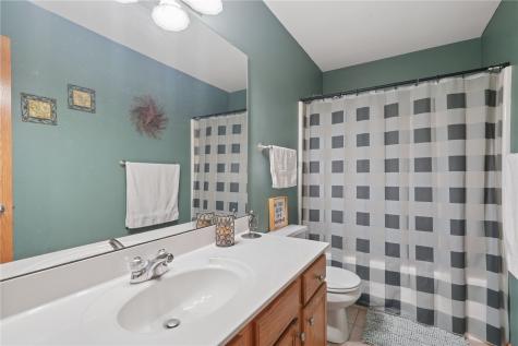 2805 38th Avenue SW Cedar Rapids IA 52404