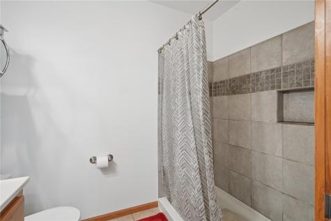 2805 38th Avenue SW Cedar Rapids IA 52404