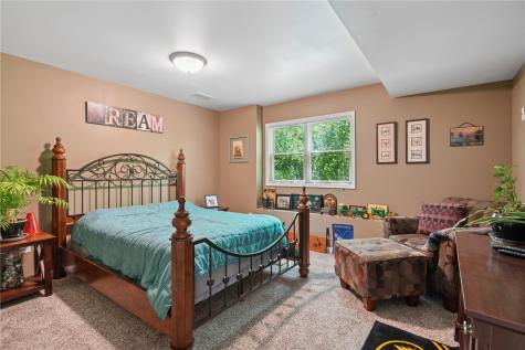 2805 38th Avenue SW Cedar Rapids IA 52404