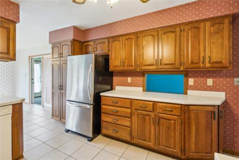2211 Cherry Lane NE Cedar Rapids IA 52402