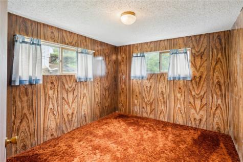 2211 Cherry Lane NE Cedar Rapids IA 52402
