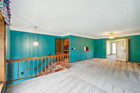 2211 Cherry Lane NE Cedar Rapids IA 52402