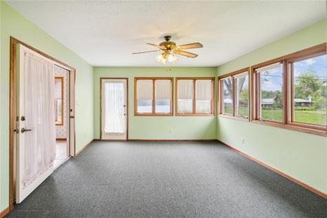 2211 Cherry Lane NE Cedar Rapids IA 52402