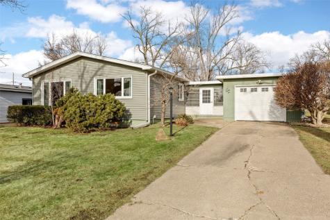 622 27th Street NE Cedar Rapids IA 52402