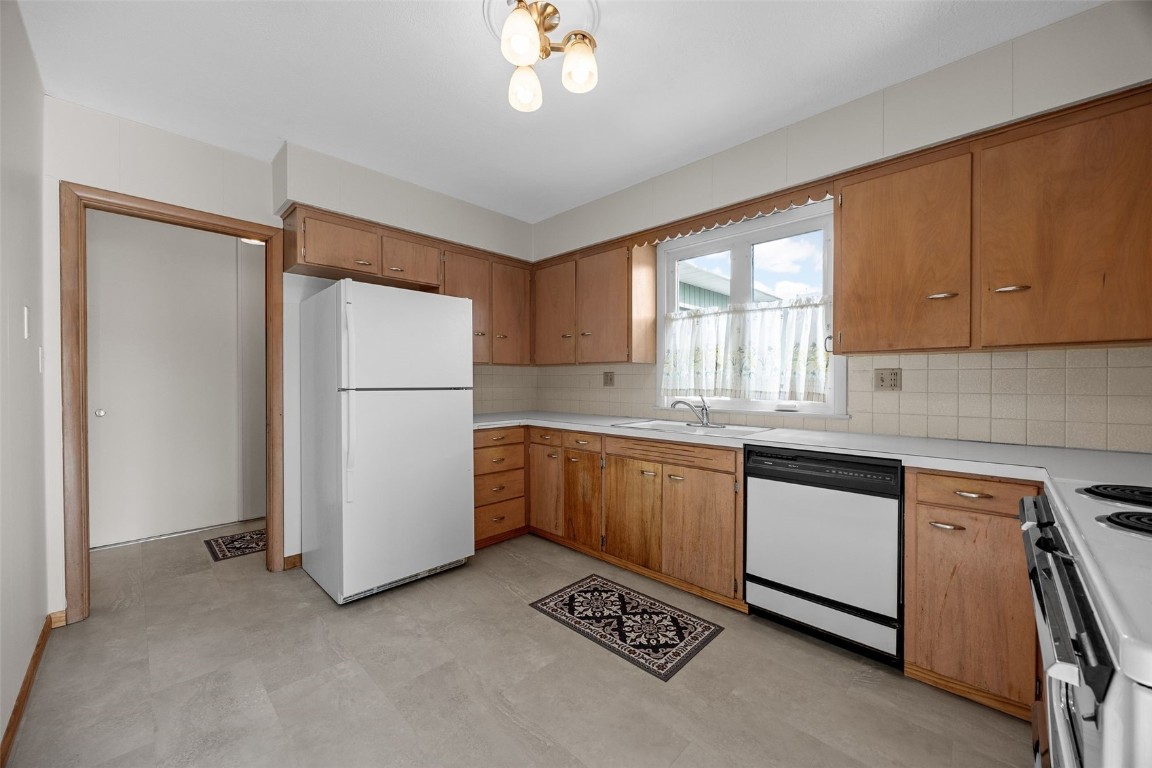 622 27th Street NE Cedar Rapids IA 52402