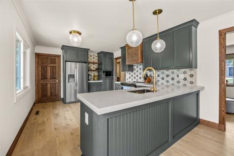 333 E 6th Street Solon IA 52333