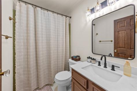333 E 6th Street Solon IA 52333
