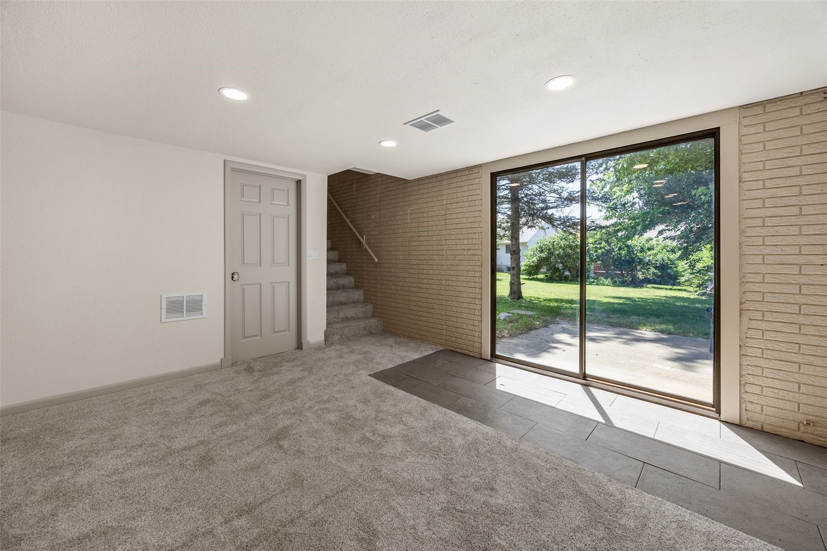 333 E 6th Street Solon IA 52333