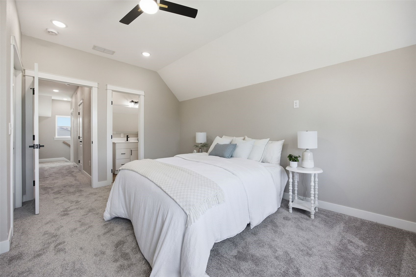 703 Oak Street Williamsburg IA 52361