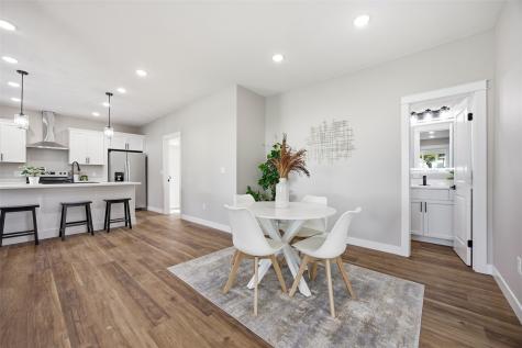 703 Oak Street Williamsburg IA 52361