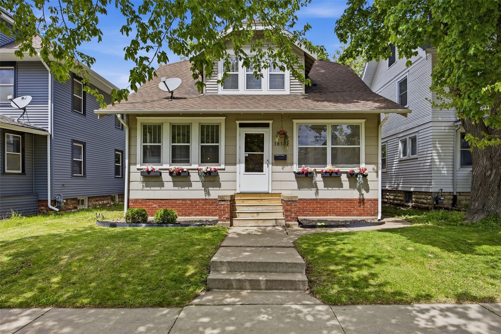 1812 Park Avenue SE Cedar Rapids IA 52403