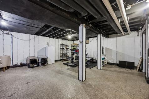 1812 Park Avenue SE Cedar Rapids IA 52403