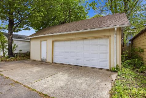1812 Park Avenue SE Cedar Rapids IA 52403