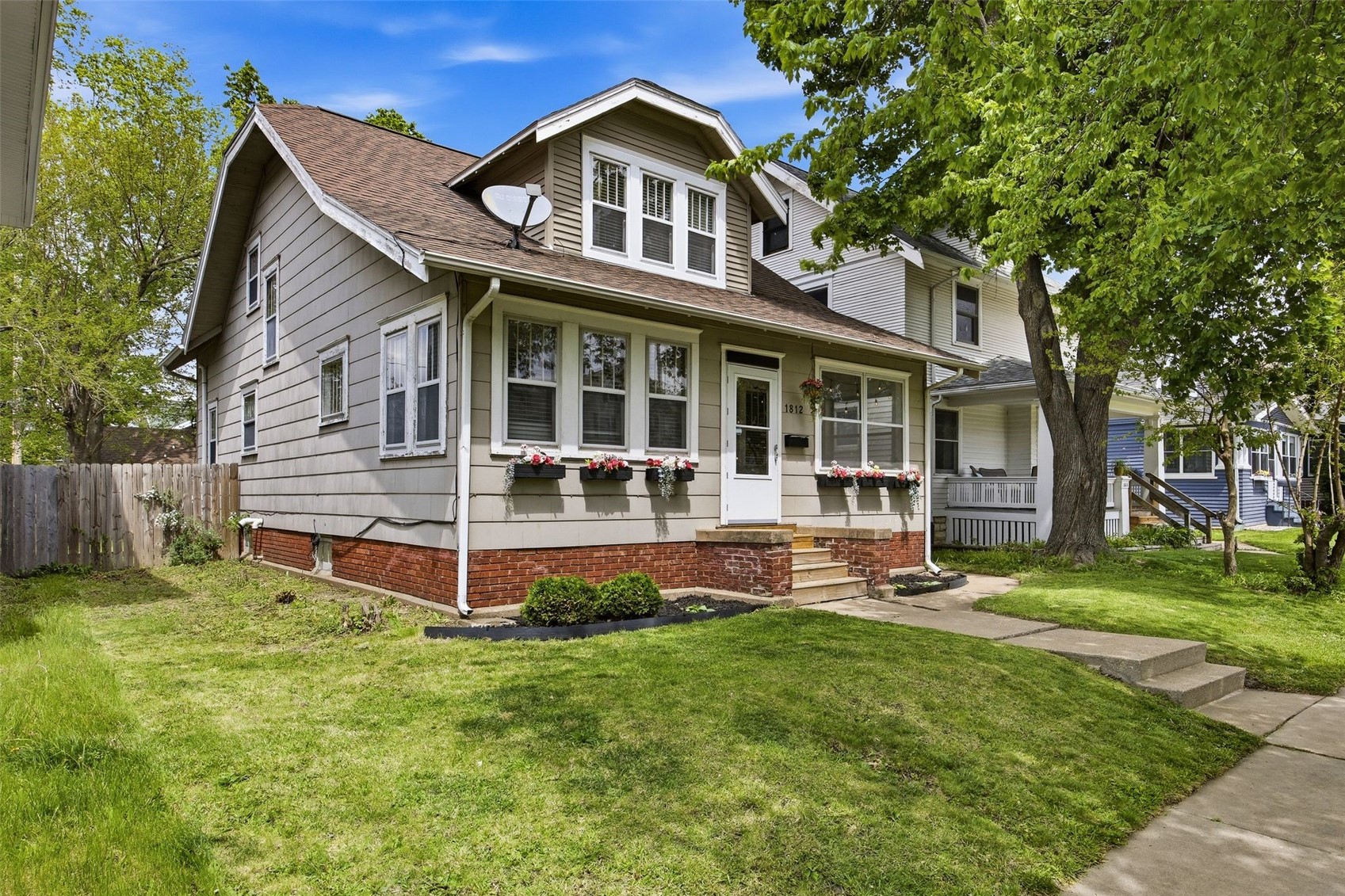 1812 Park Avenue SE Cedar Rapids IA 52403