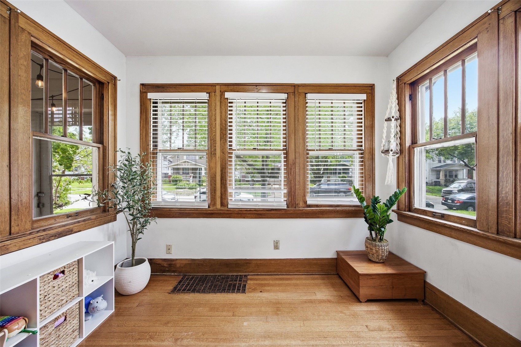 1812 Park Avenue SE Cedar Rapids IA 52403