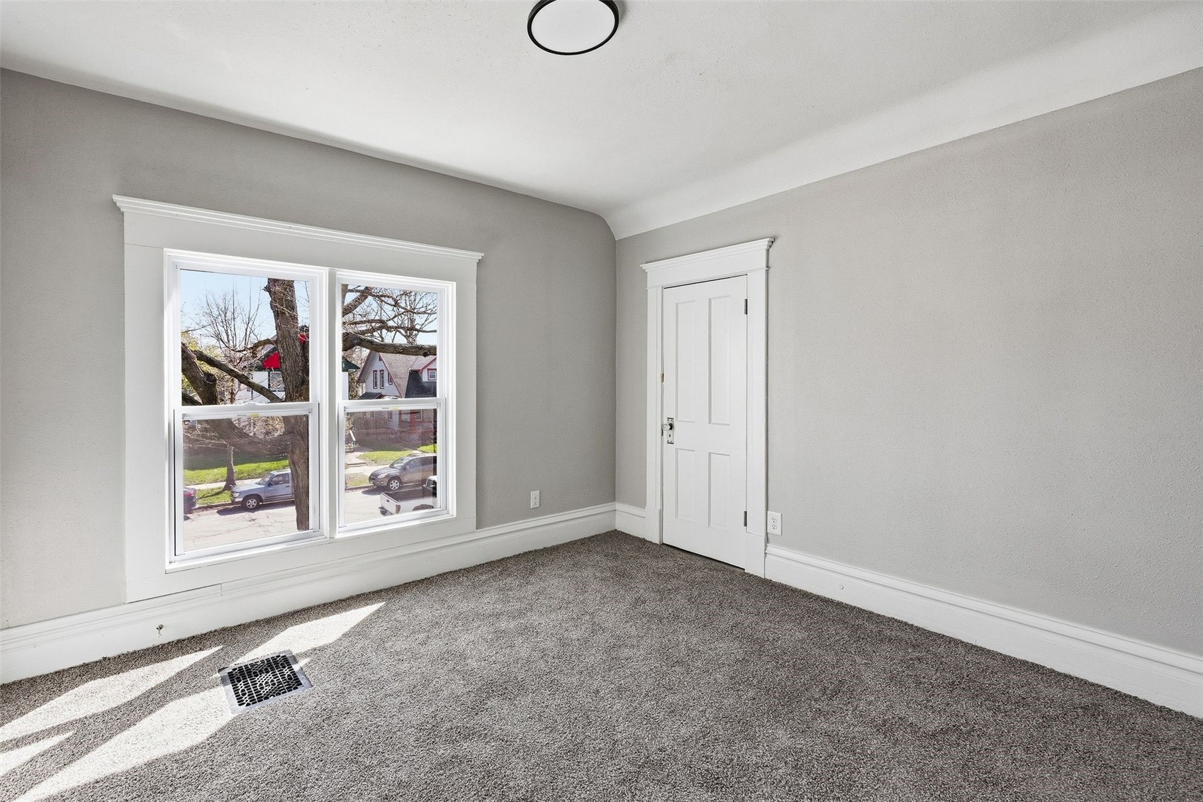 1516 6th Avenue SE Cedar Rapids IA 52403