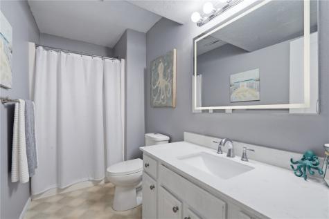 1925 Parkland Ely IA 52227
