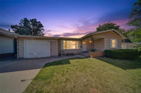 3105 Kenridge Drive NE Cedar Rapids IA 52402