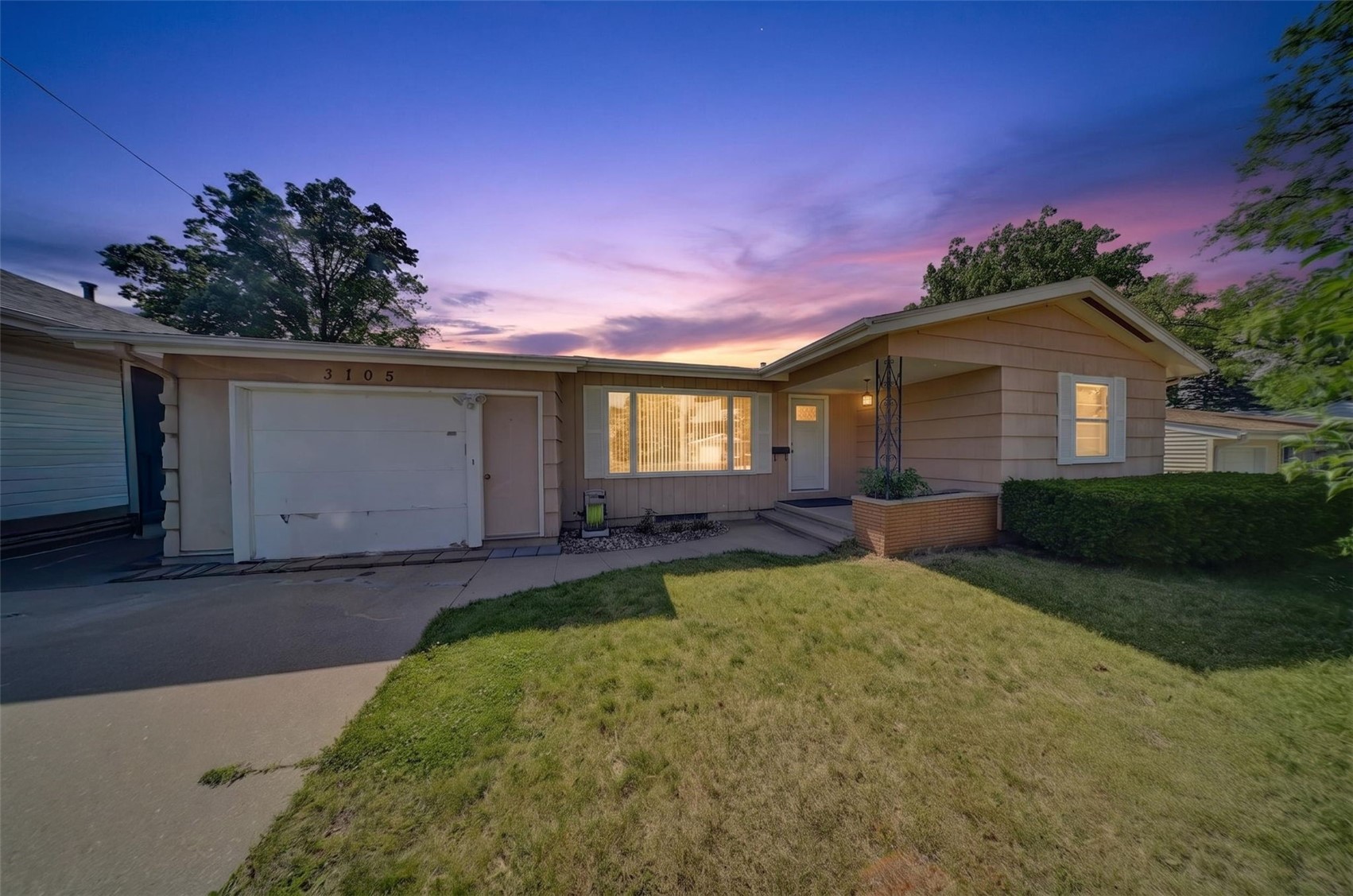 3105 Kenridge Drive NE Cedar Rapids IA 52402