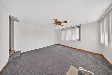 3105 Kenridge Drive NE Cedar Rapids IA 52402