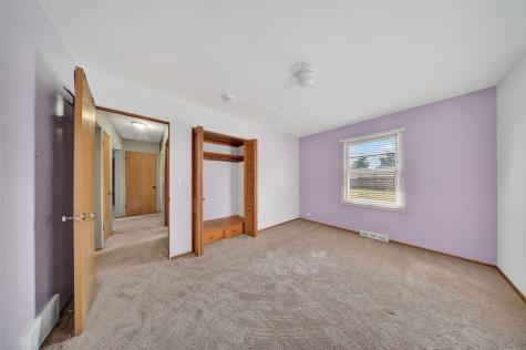 3105 Kenridge Drive NE Cedar Rapids IA 52402
