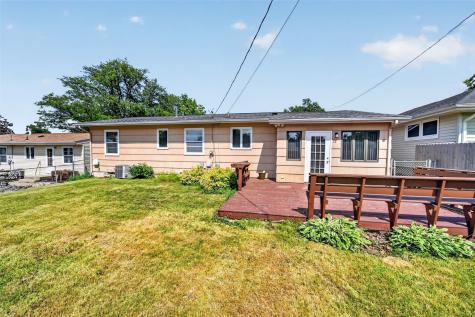 3105 Kenridge Drive NE Cedar Rapids IA 52402