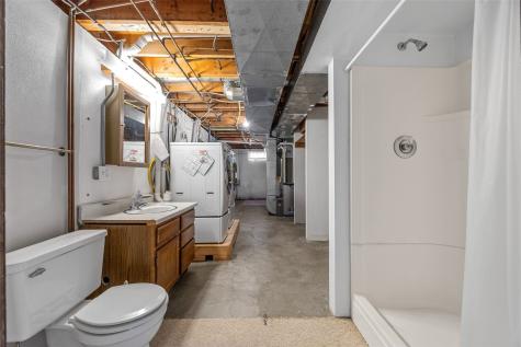307 Ehlers Lane IA 52060