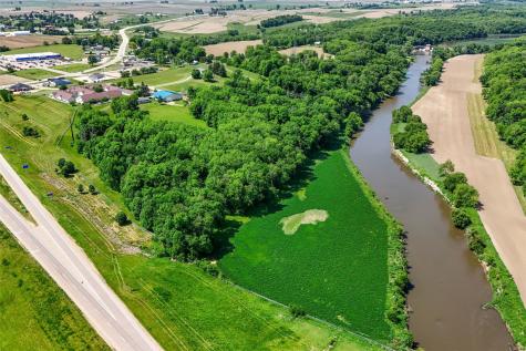 307 Ehlers Lane IA 52060