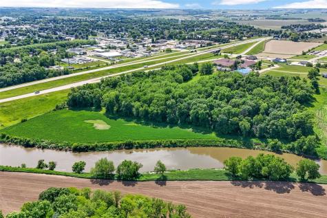 307 Ehlers Lane IA 52060