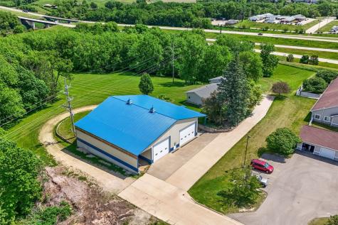 307 Ehlers Lane IA 52060