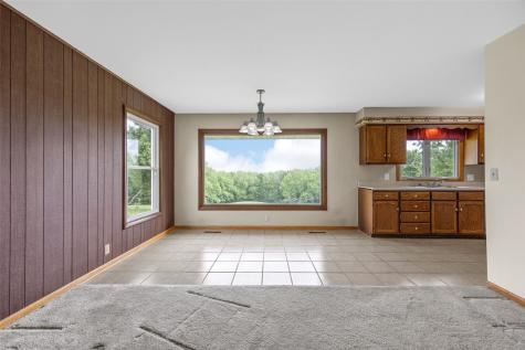 307 Ehlers Lane IA 52060