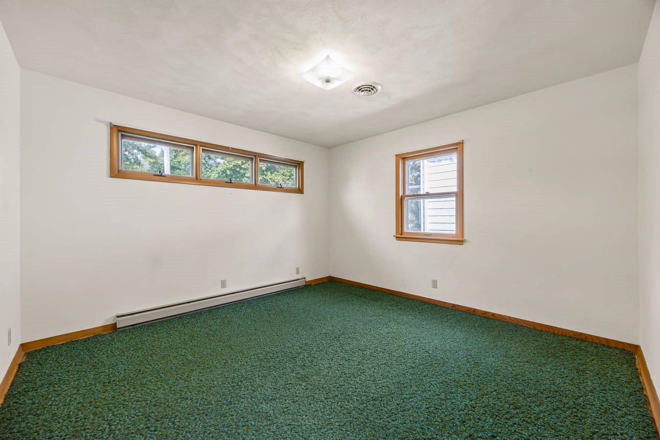 531 Commercial Street Central City IA 52214