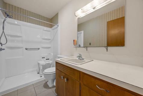 531 Commercial Street Central City IA 52214