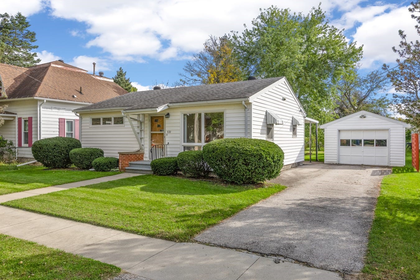 531 Commercial Street Central City IA 52214