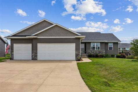 2785 Creekview Trail Palo IA 52324
