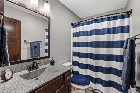 2785 Creekview Trail Palo IA 52324