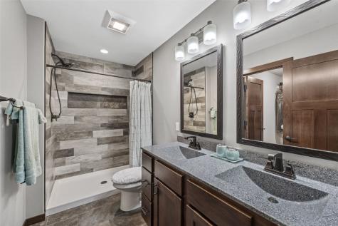 2785 Creekview Trail Palo IA 52324