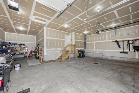 2785 Creekview Trail Palo IA 52324