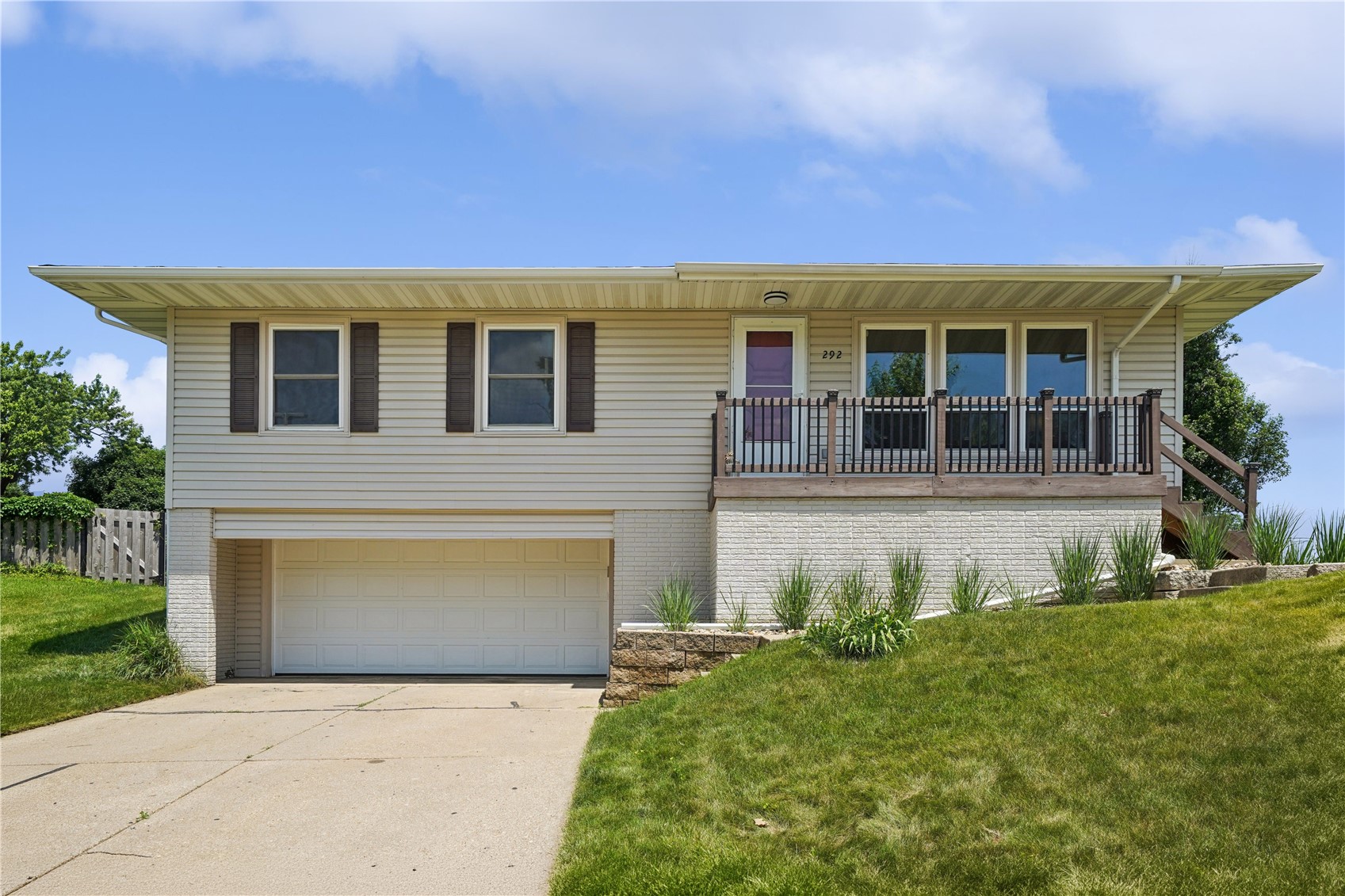 292 Windsor Drive NE Cedar Rapids IA 52402