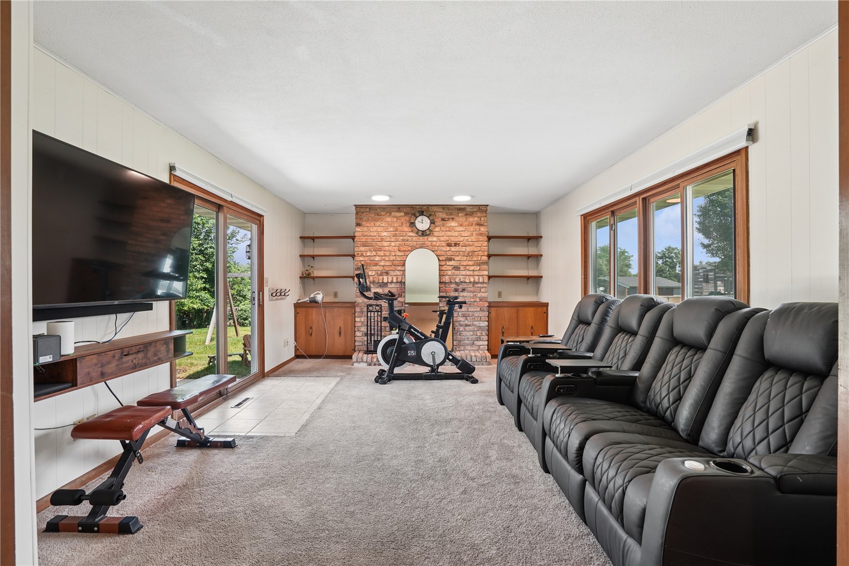 292 Windsor Drive NE Cedar Rapids IA 52402