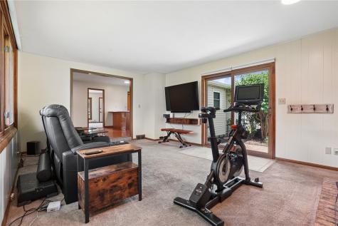 292 Windsor Drive NE Cedar Rapids IA 52402