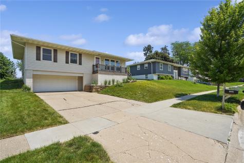 292 Windsor Drive NE Cedar Rapids IA 52402