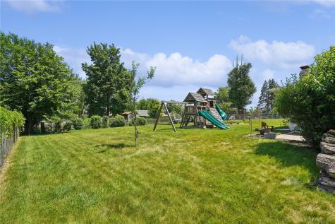 292 Windsor Drive NE Cedar Rapids IA 52402