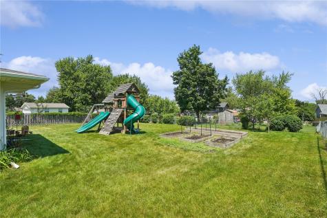 292 Windsor Drive NE Cedar Rapids IA 52402
