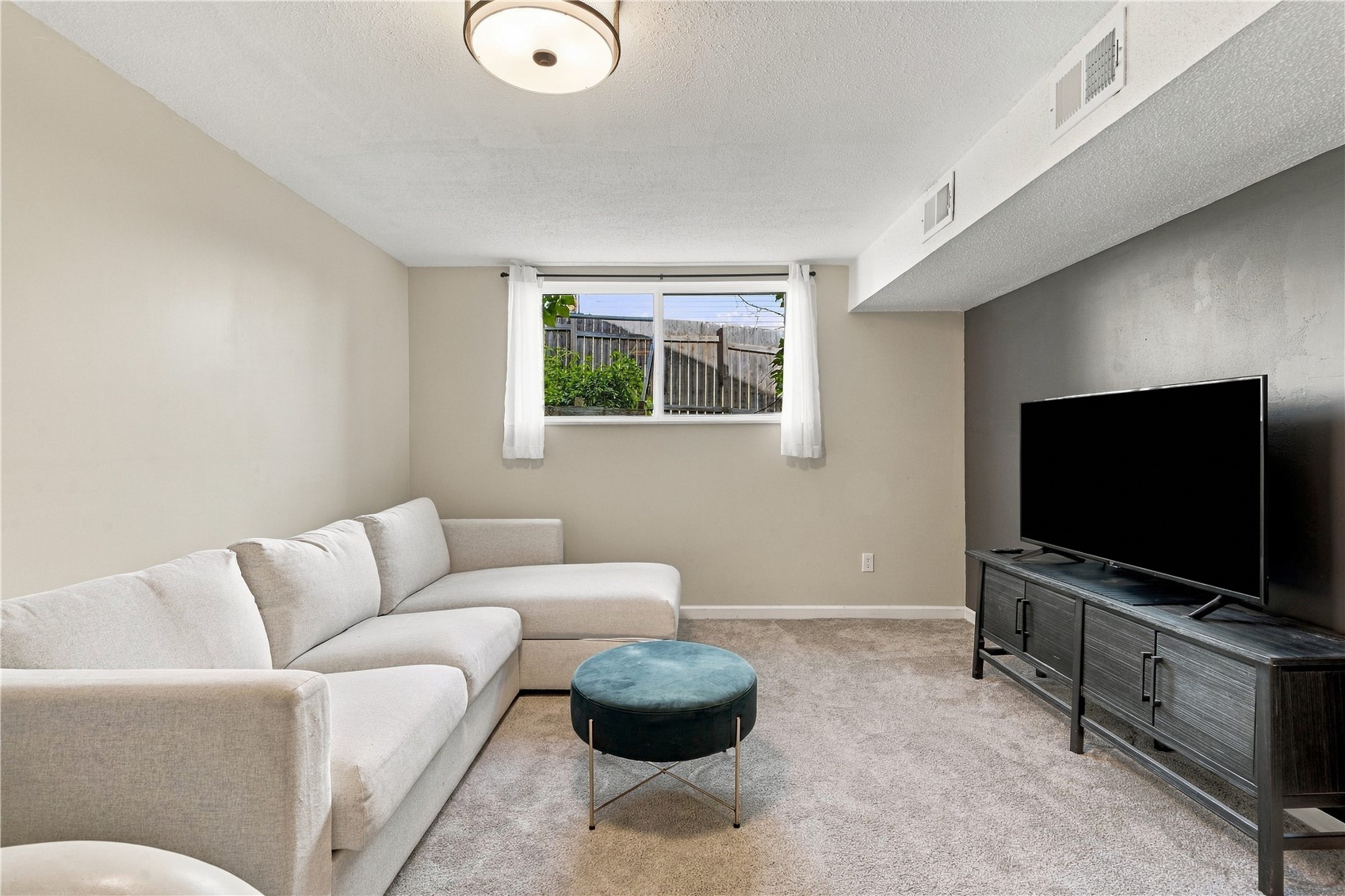 6503 Medford Lane NE Cedar Rapids IA 52402